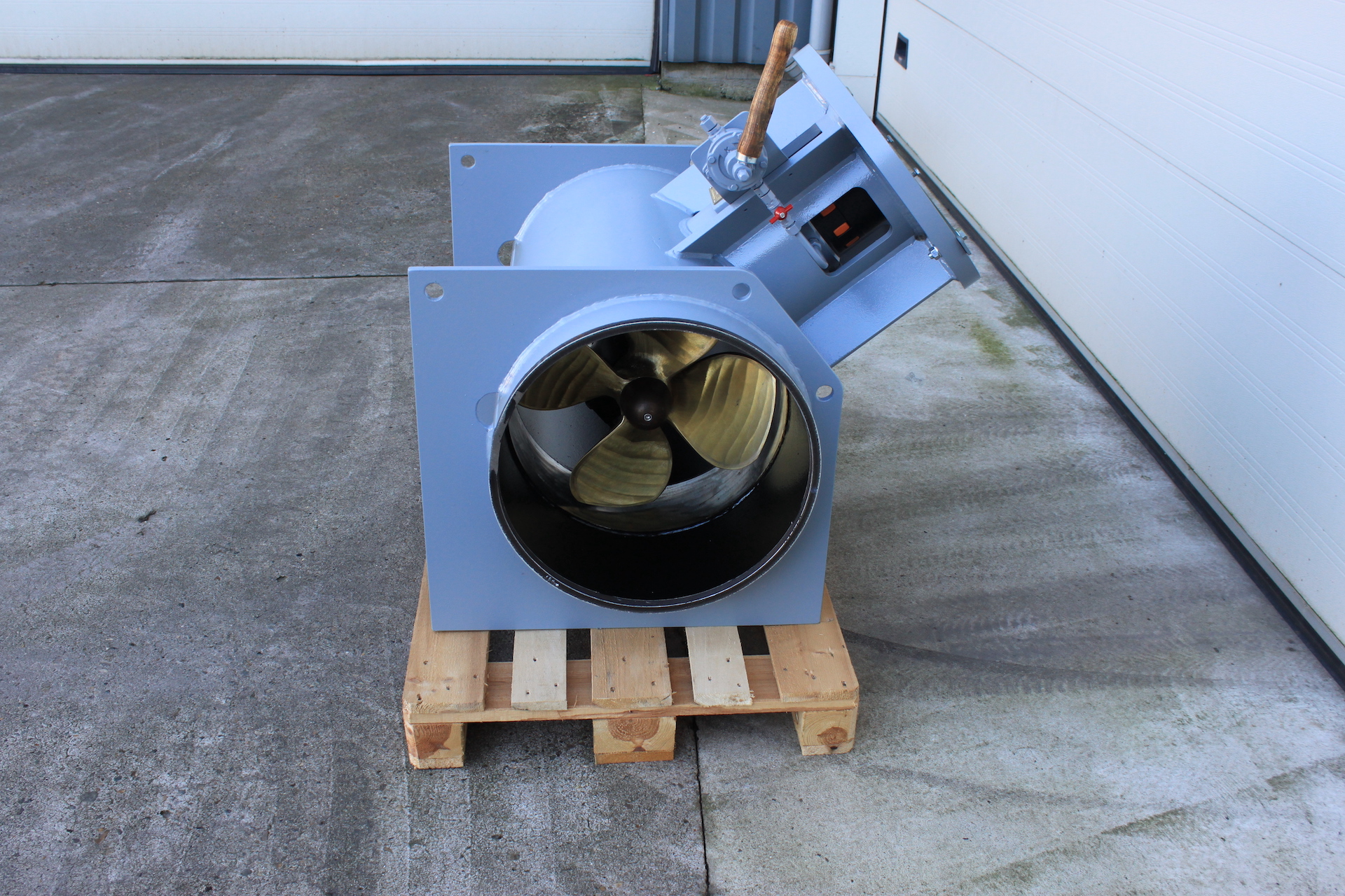 Schottel aandrijvingen boegschroef STT51 - 1