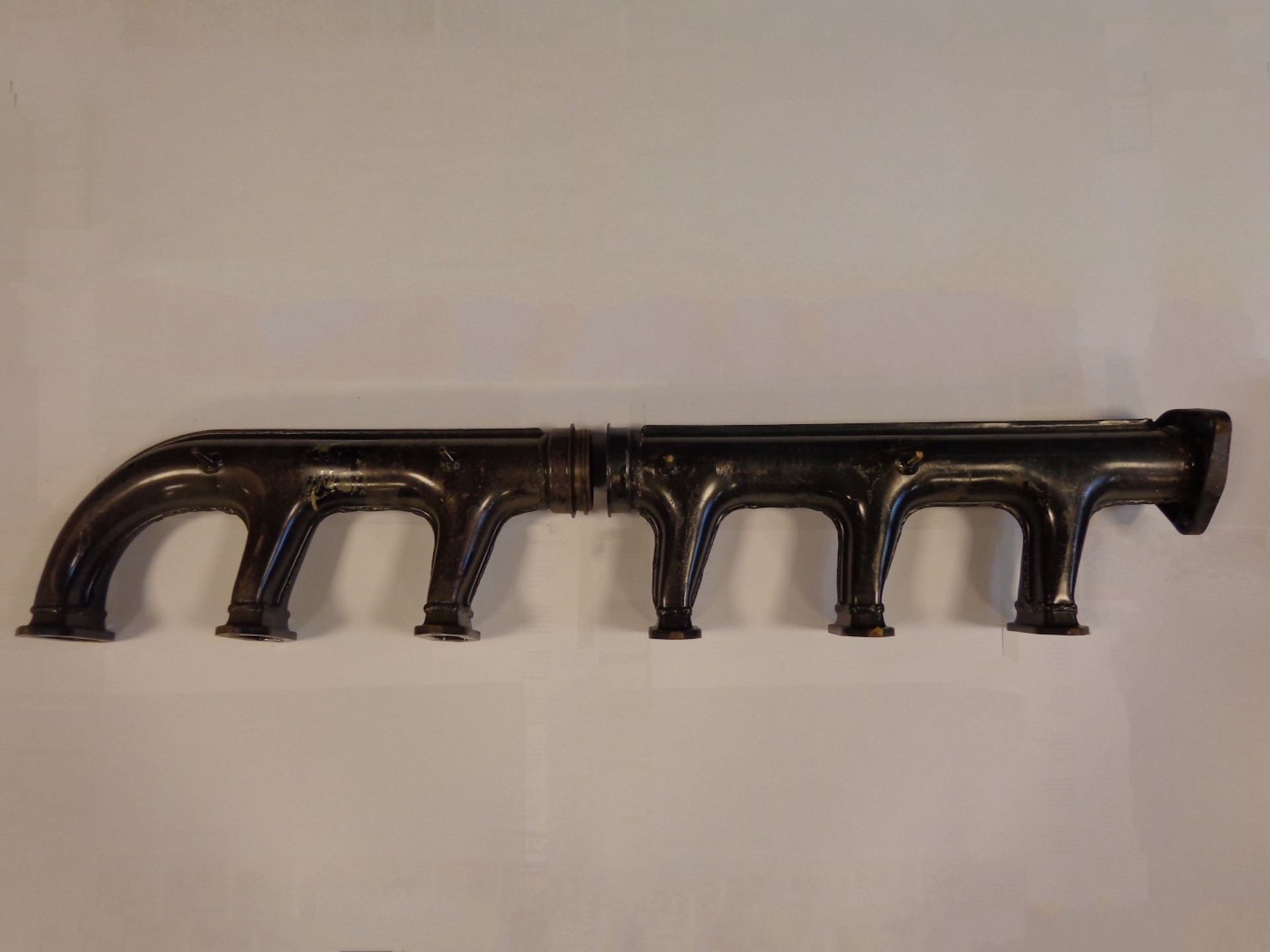 Uitlaat spruitstuk Deutz - Exhaust Manifold Deutz- Auspuffkruemmer Deutz - F12l714 Ersatzteile
