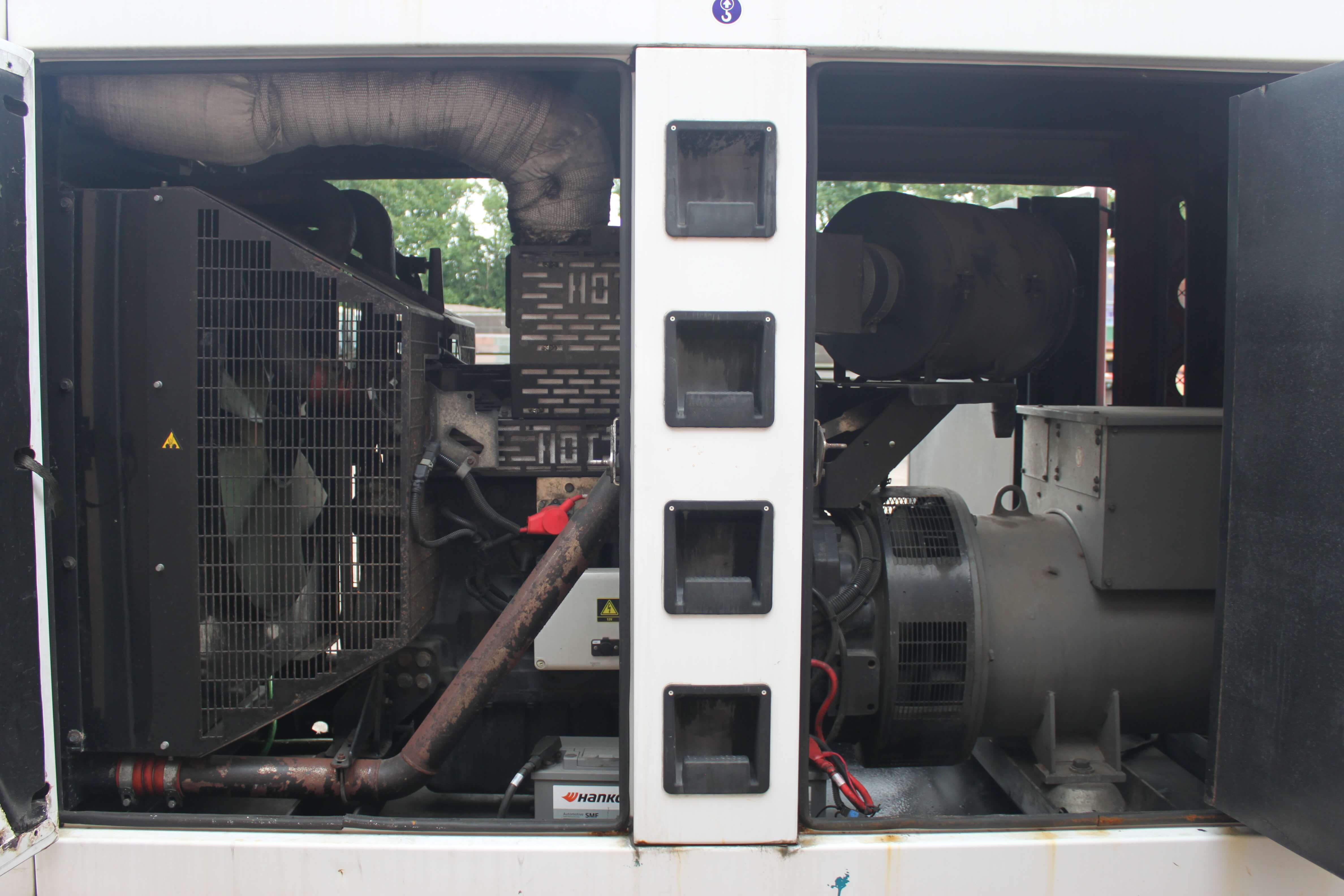 IMG 2844 - Dieselgenerator SDMO - Generator 275Kva - Genset 275Kva - Stromaggregate SDMO 275 Kva - SDMO R275C3