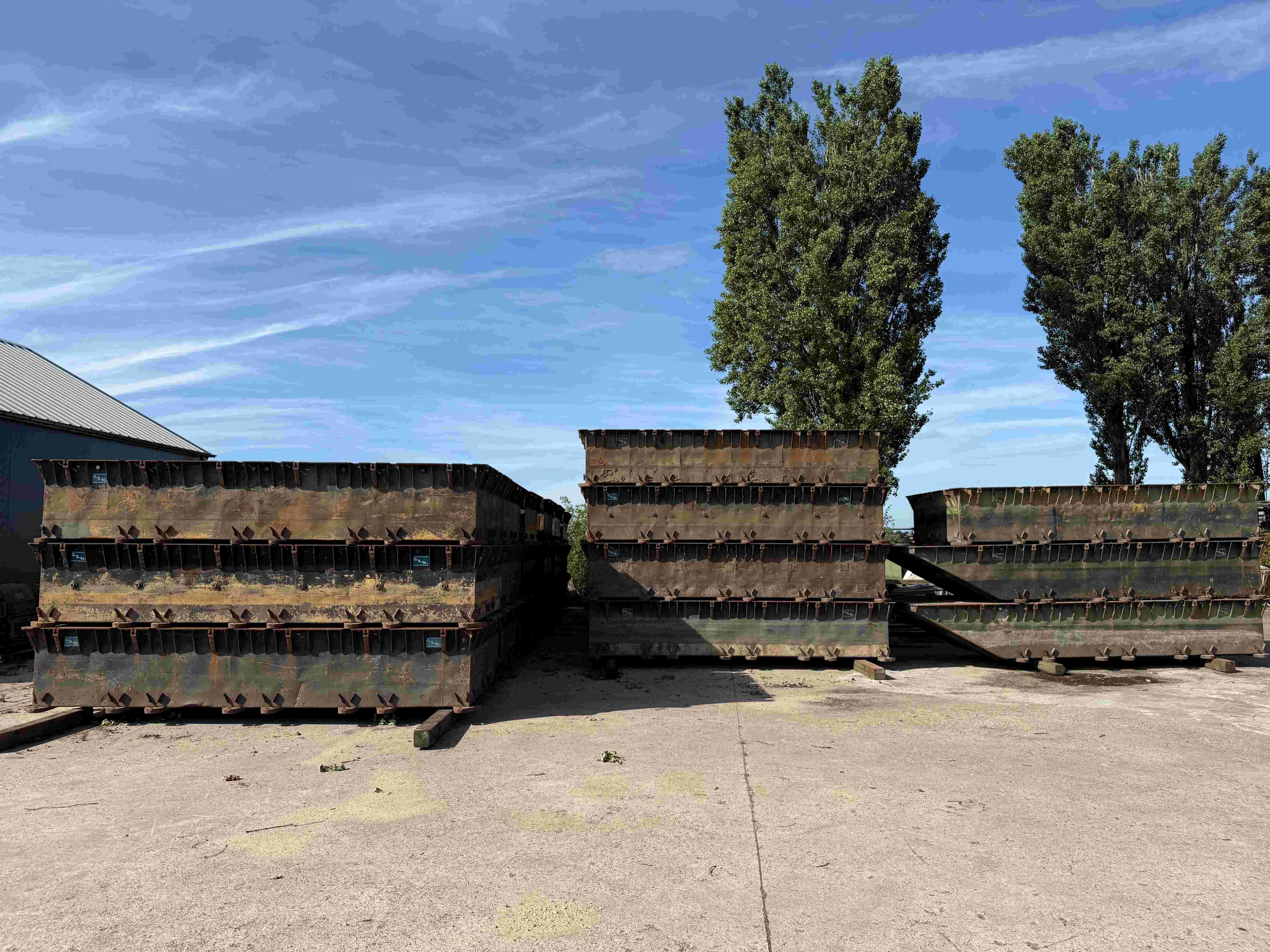 Used Nato pontoons for sale - Gebruikte koppelpontons te koop - Gebrauchte Nato pontoon zum verkauf - aanbod ponton koppelbaar (2)