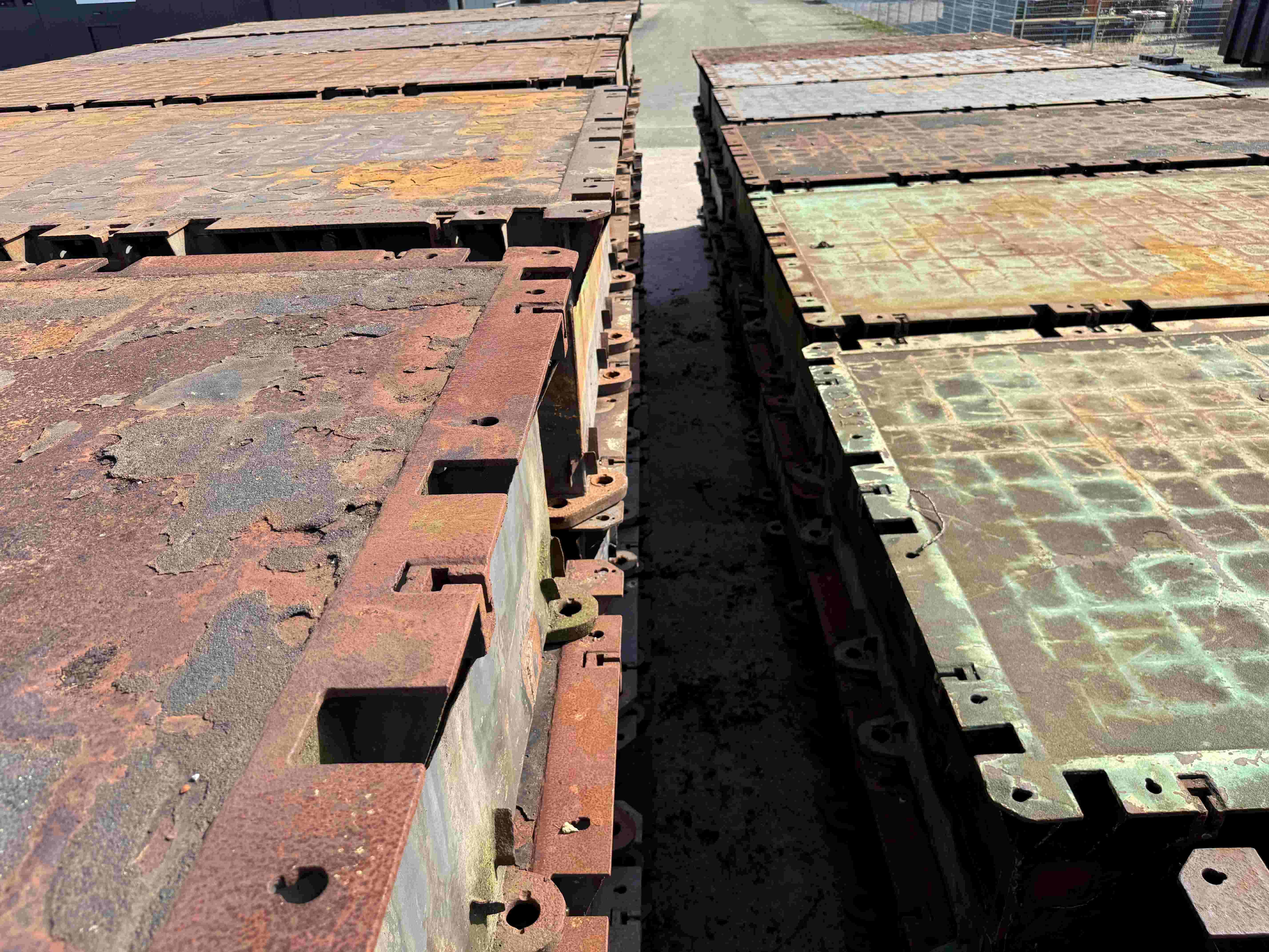 Used Nato pontoons for sale - Gebruikte koppelpontons te koop - Gebrauchte Nato pontoon zum verkauf - aanbod ponton koppelbaar (3)
