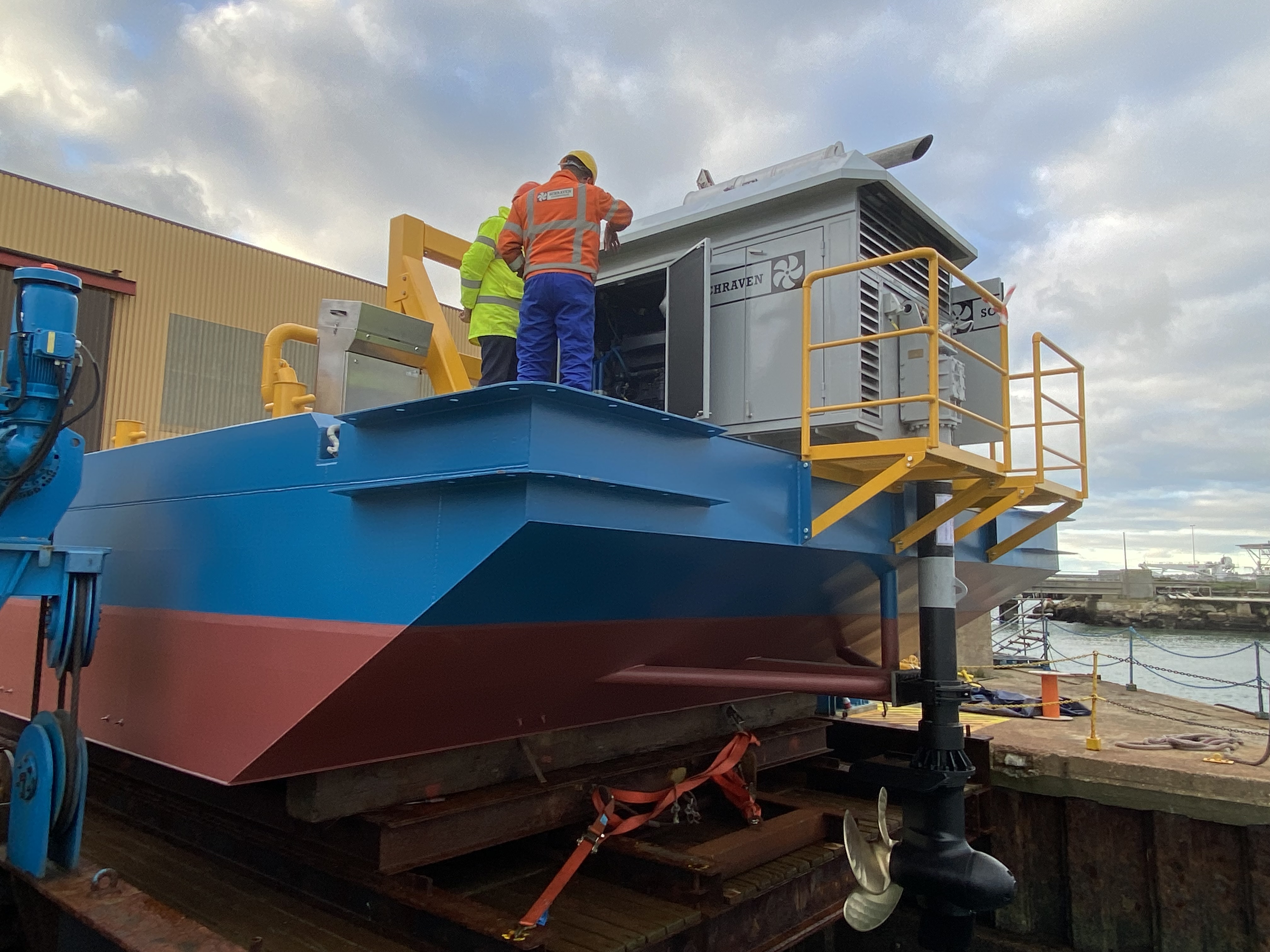 Deck mounted Thruster - Schraven - Schottel - deck-mounted Azimuth thruster - IMG 9593