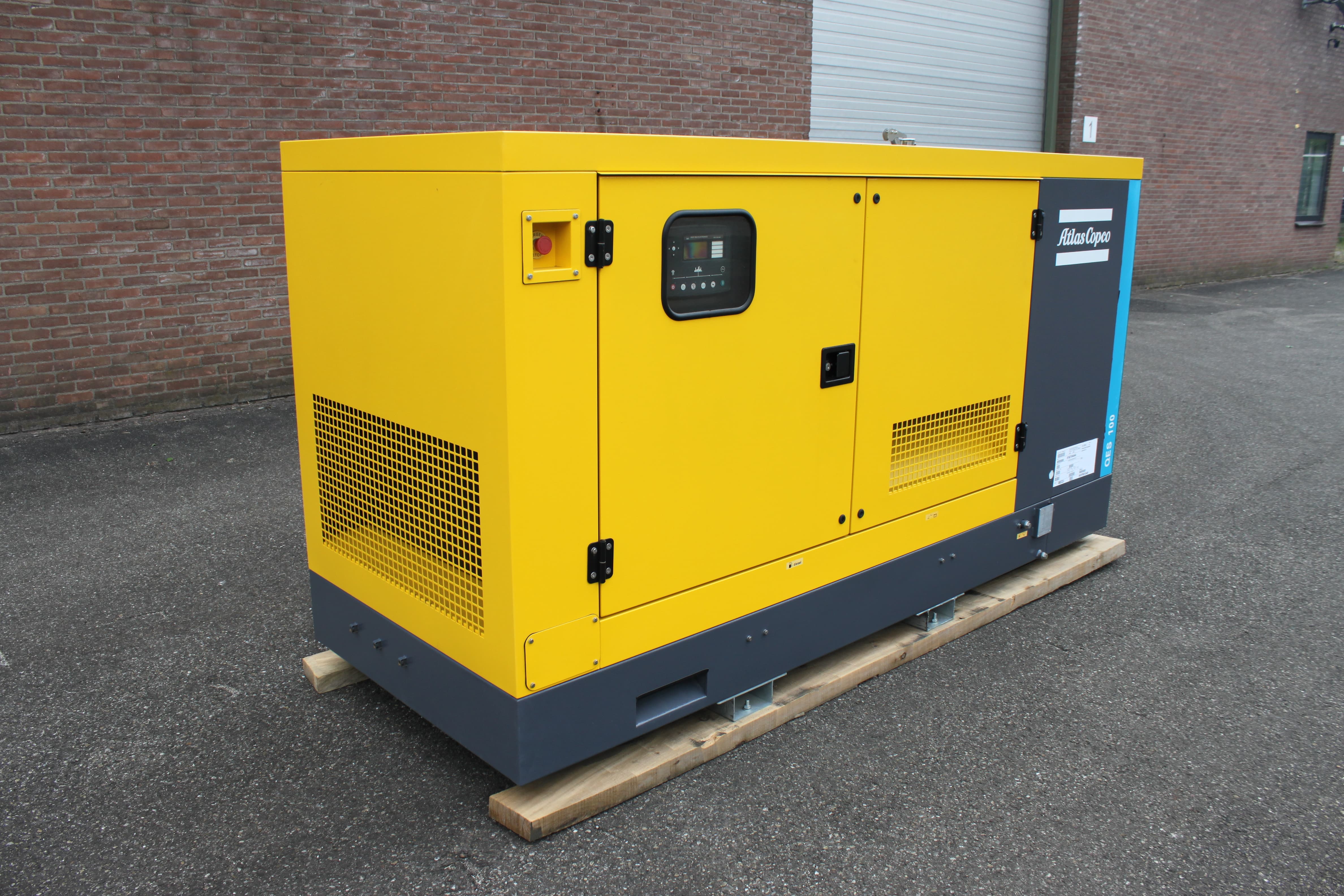 IMG 2854 - Dieselgenerator Atlas Copco - Generator 100Kva - Genset unused 100Kva - Stromaggregate Atlas Unbenutzt