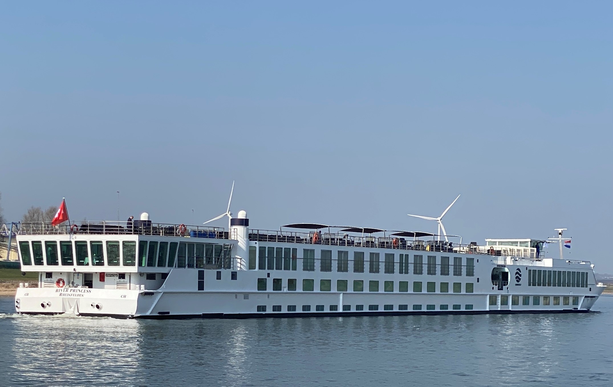 415289216 1292601911406961 2365518869120255099 N