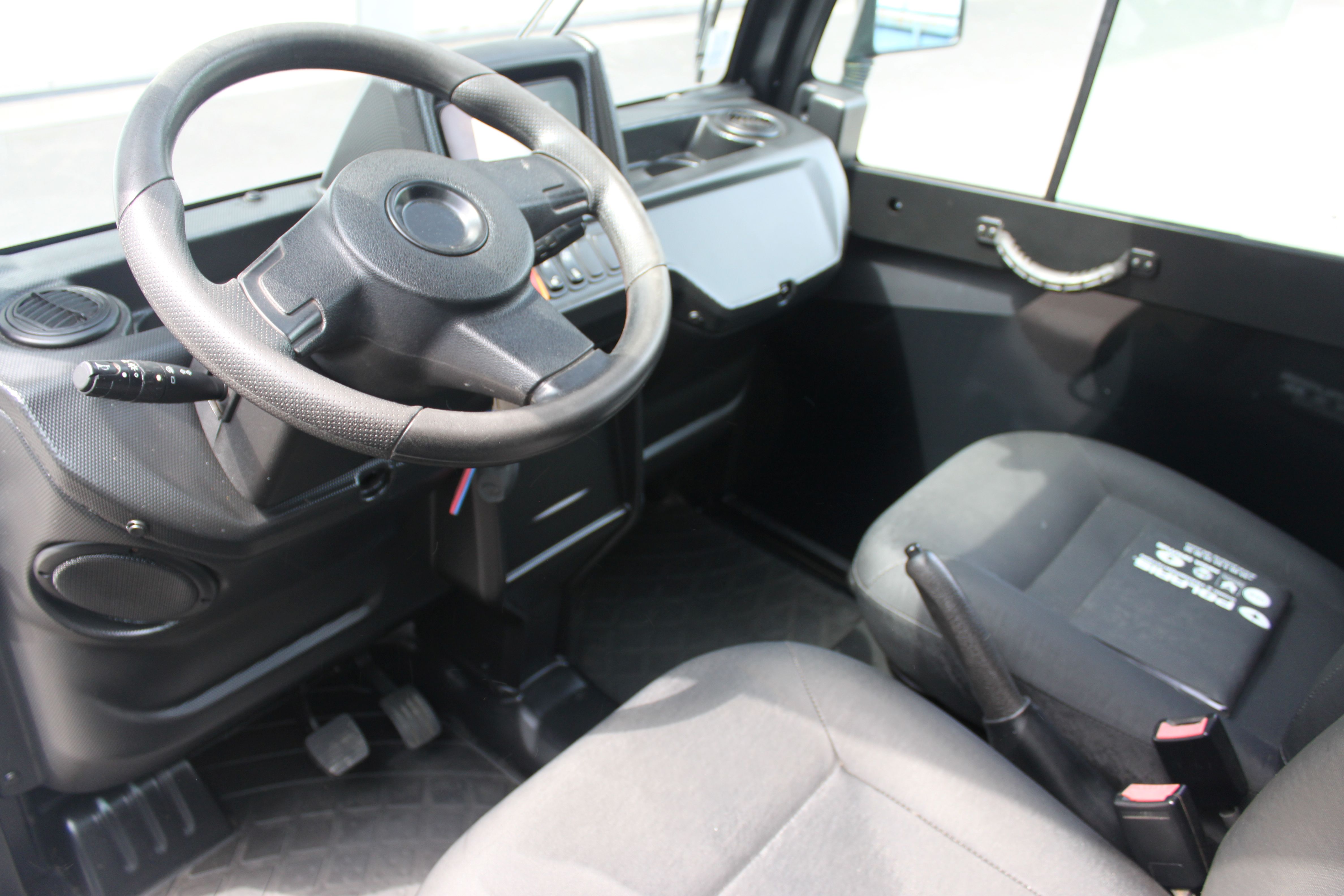 Goupil- picnic wagentje - gemeentewerk wagentje - plantsoendienst auto -Stadtauto - Elektrotransporter- Goupil Kipper Transportfahrzeug-IMG 2834