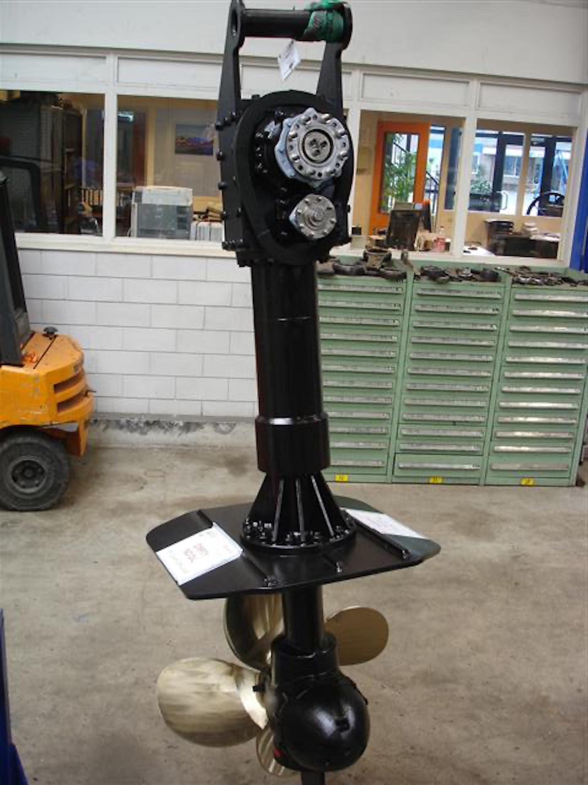 Reparatie Roerpropeller-Rudderpropeller-Schottel Srp150-LDrive Thruster-Azimuth steeringsystem -ZDrive thruster3