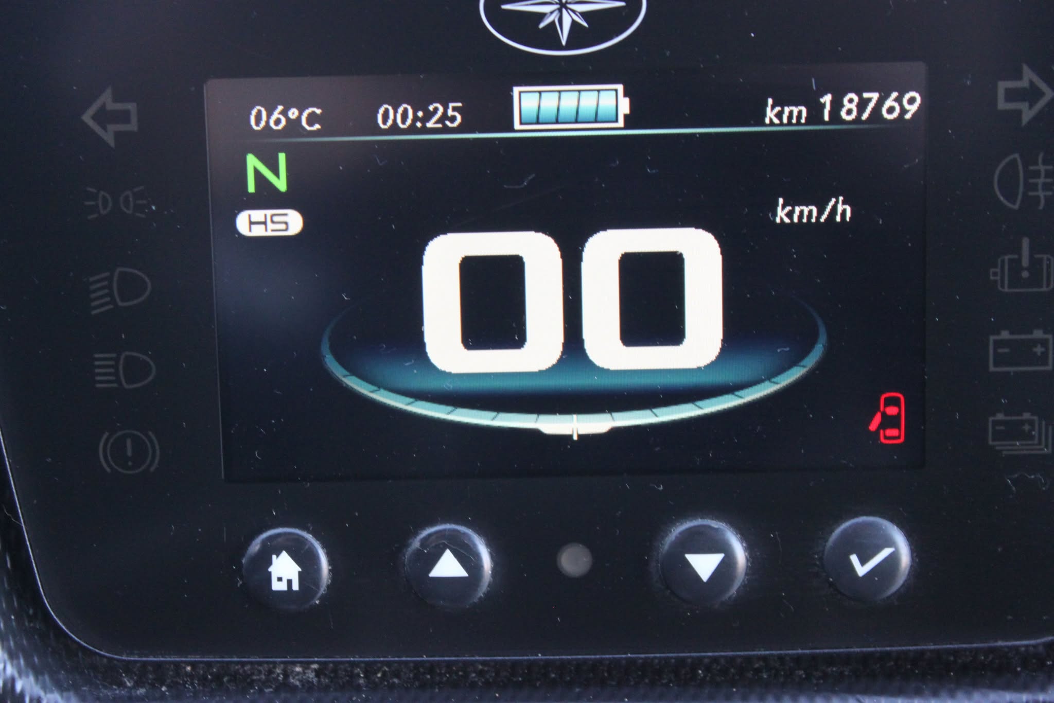 Goupil g4 - picnic wagentje - gemeentewerk wagentje - plantsoendienst auto -Stadtauto - Elektrotransporter- Goupil Kipper Transportfahrzeug-717 9