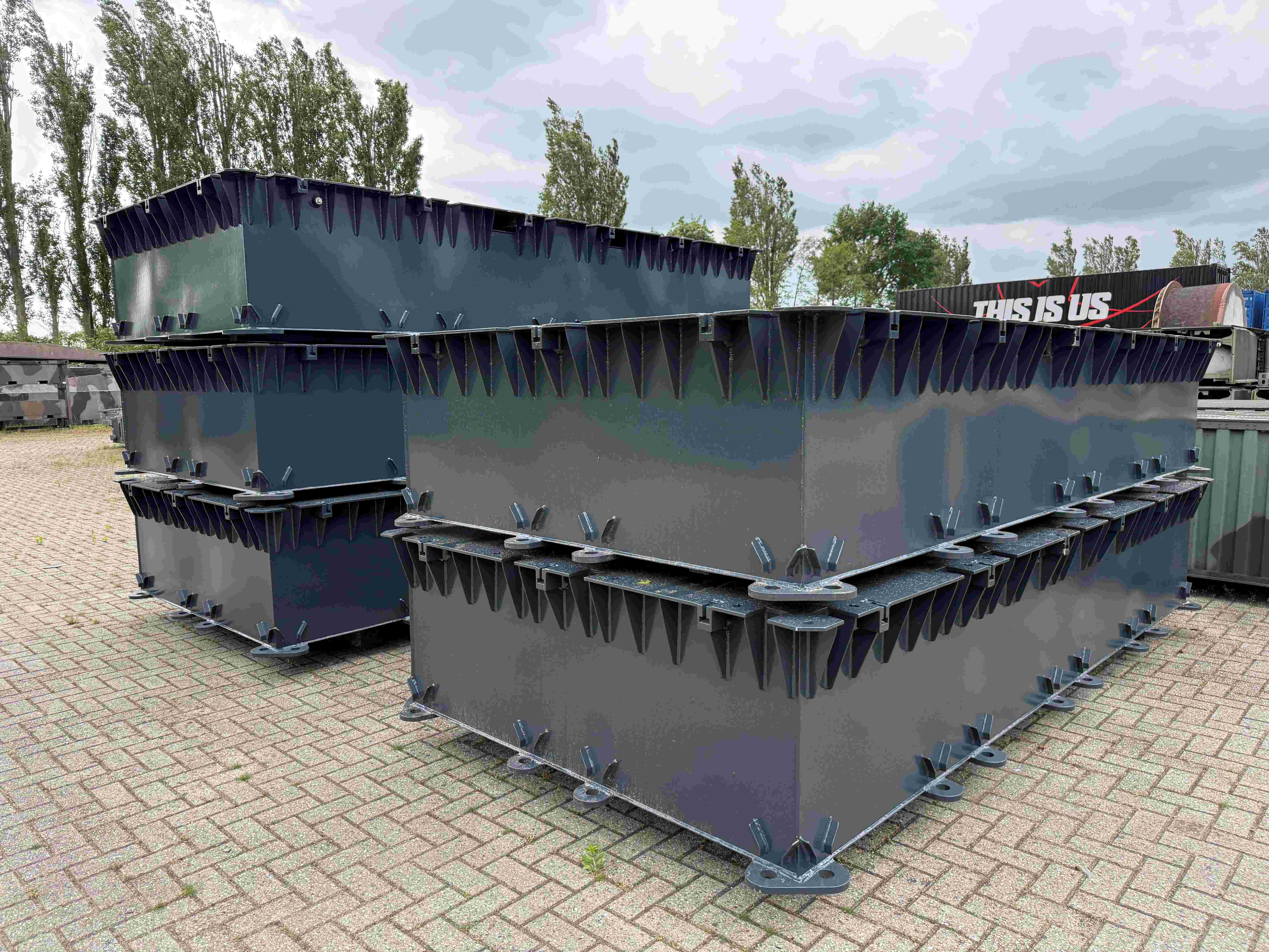 New Pontoons For Sale- Nieuwe Koppelpontons Te Koop - Neue Pontoon Zum Verkauf - Aanbod Ponton Koppelbaar (2)