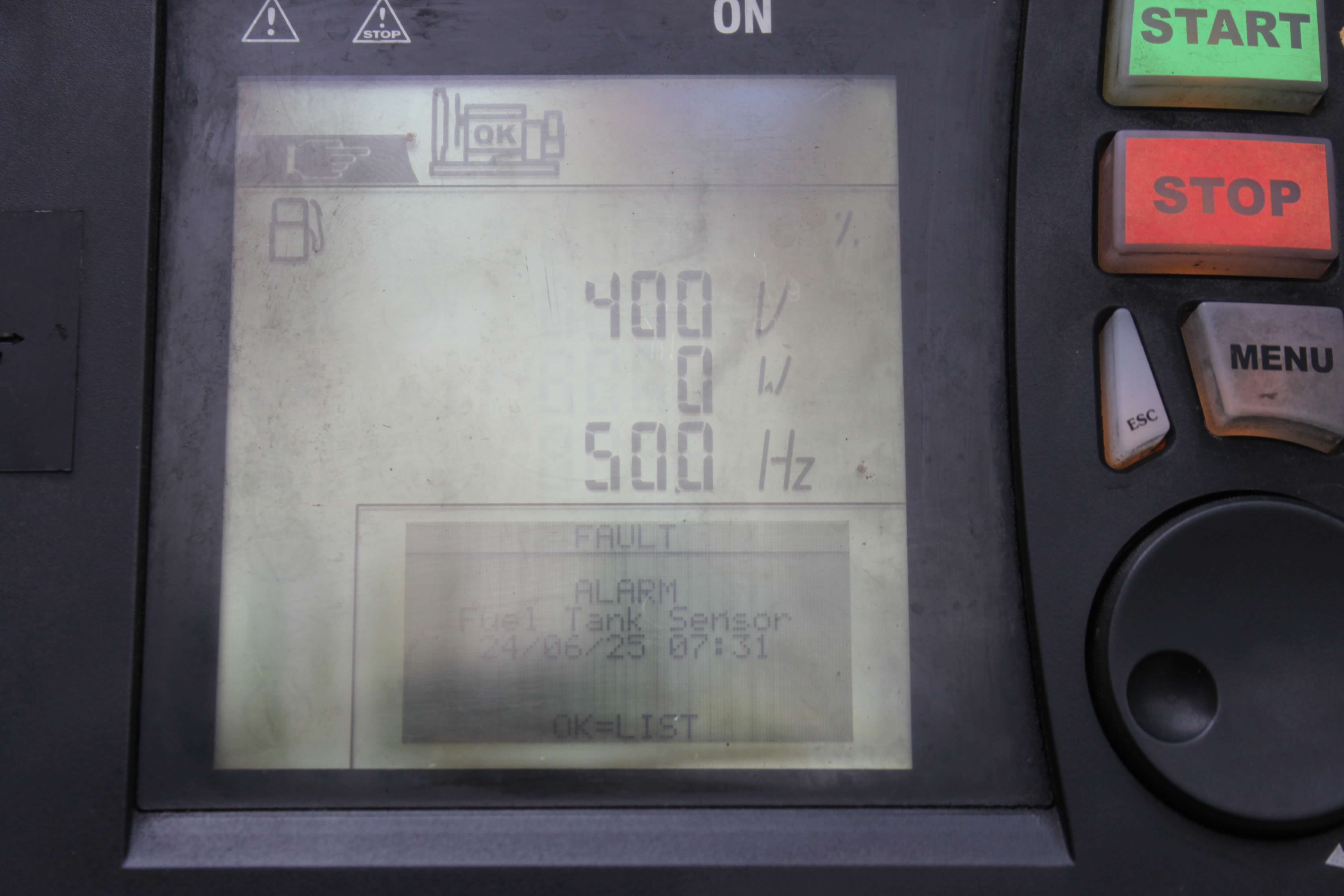 IMG 2847 - Dieselgenerator SDMO - Generator 275Kva - Genset 275Kva - Stromaggregate SDMO 275 Kva - SDMO R275C3