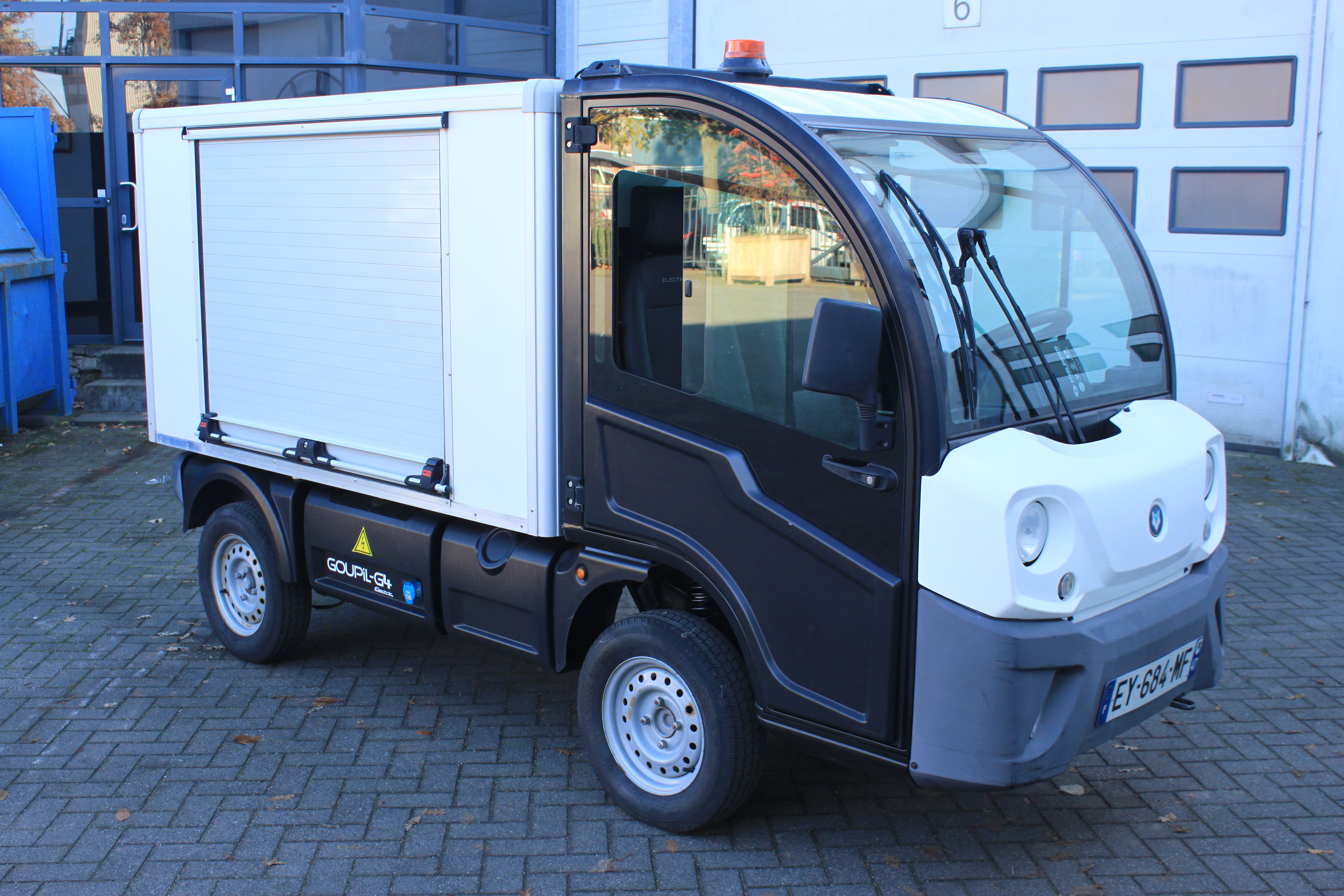 Schraven Goupil G4 EY684MF 3