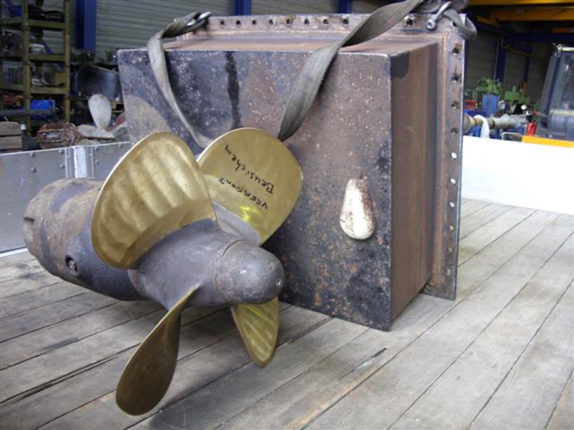 Reparatie Roerpropeller Rudderpropeller Ruderpropeller Hrp 110 Parts Z Drive 3