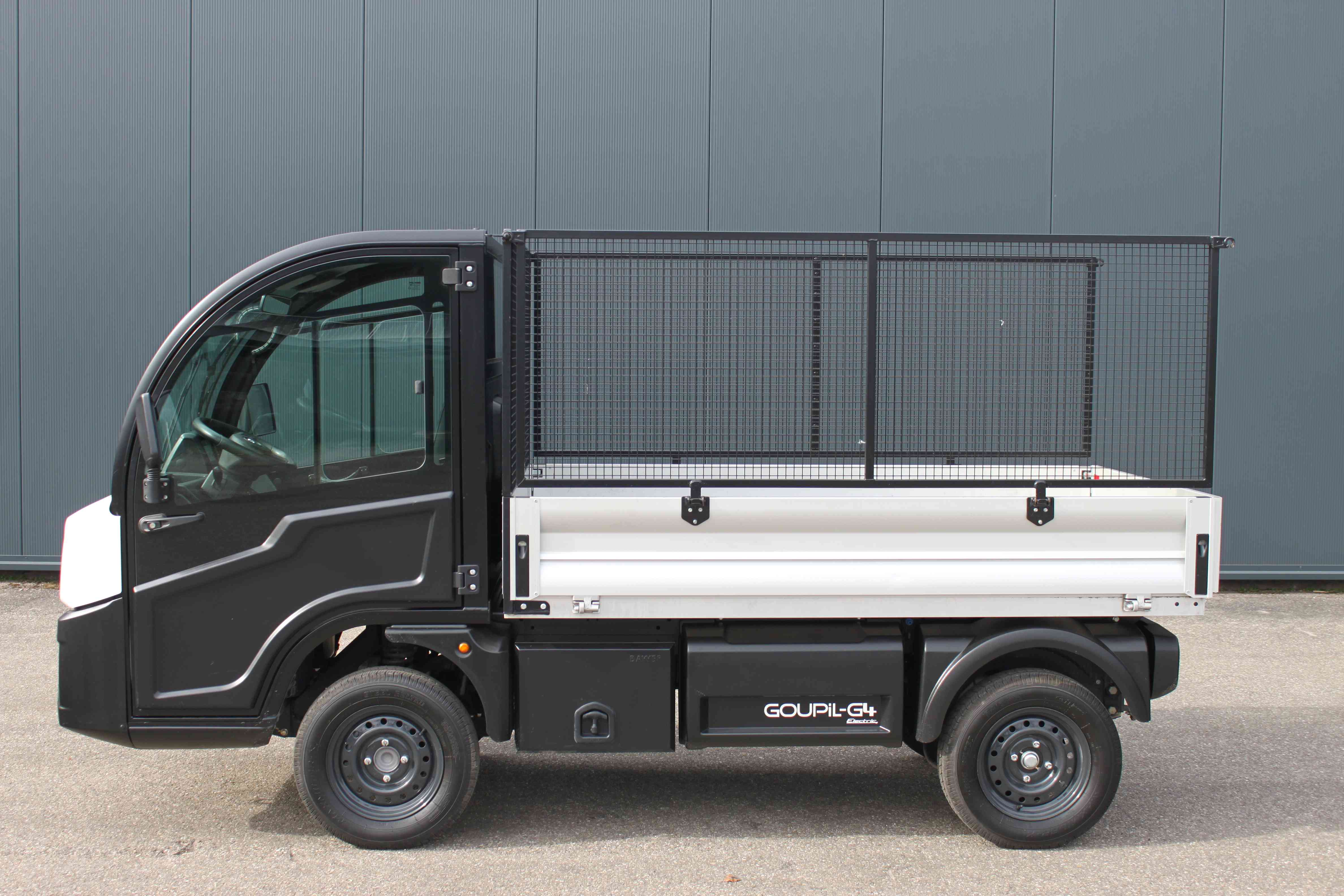 Elektrotransporter Goupil G4 Kipper Plantsoenwagen (2)