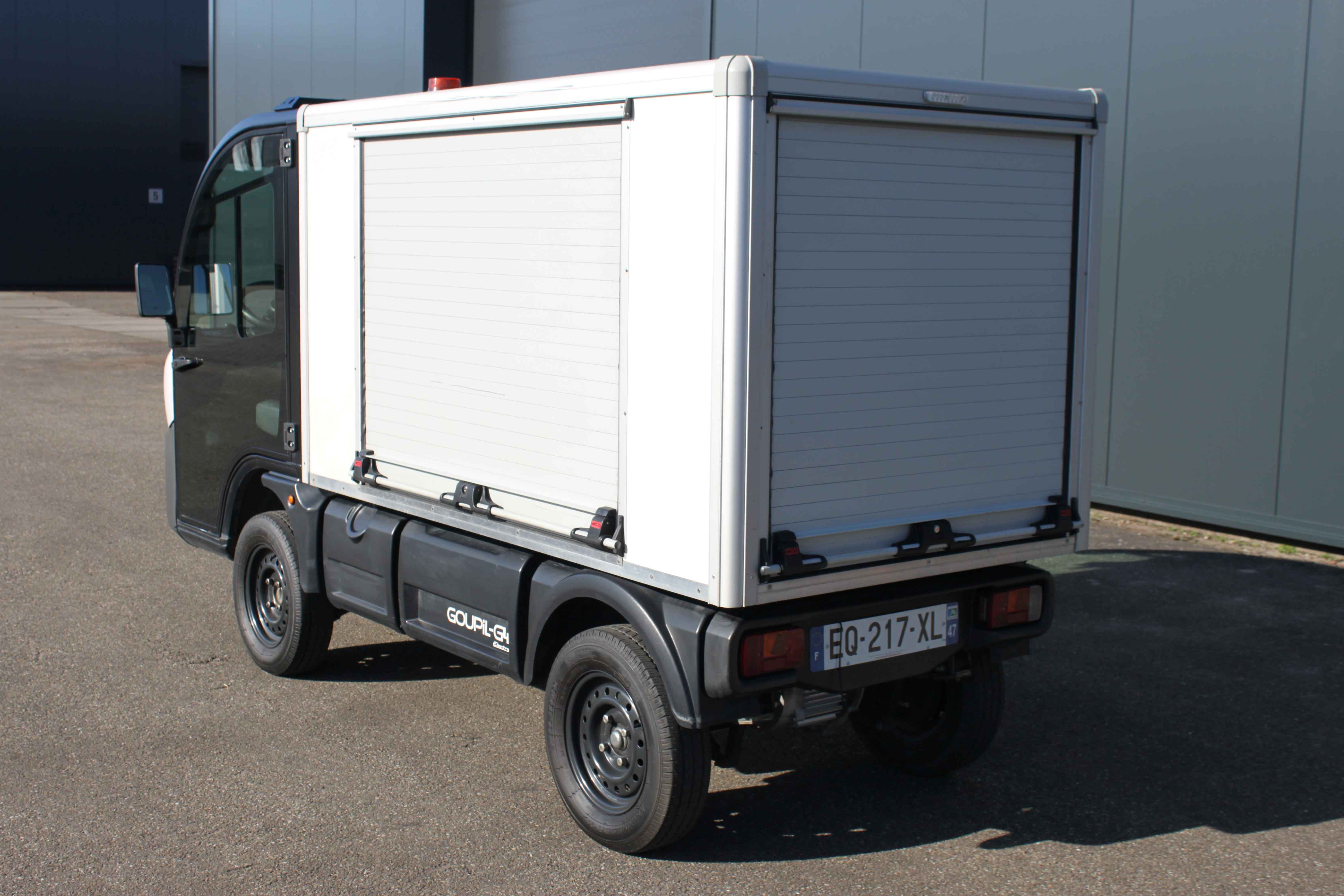 Elektric Car For Sale Elektrisches Nutzfahrzeug Zum Verkauf – Transportfahrzeug Kaufen Picnic Vrachtautootje Plantsoendienst Auto IMG 3221 (4)