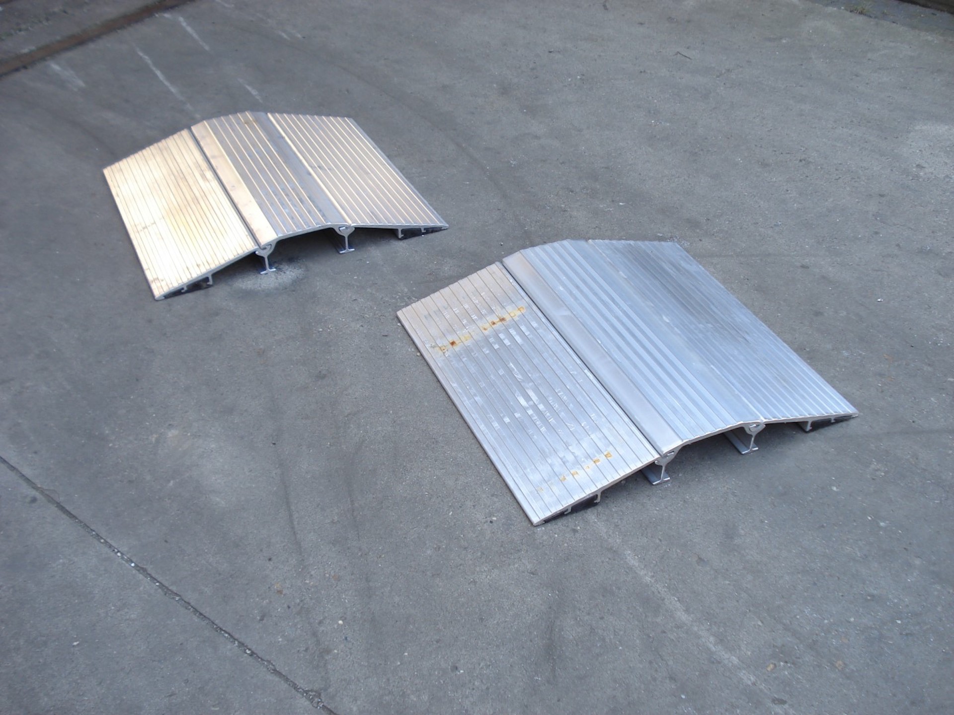 Oprijplaat Slangenbruggen Kabelgoten Aluminium 9