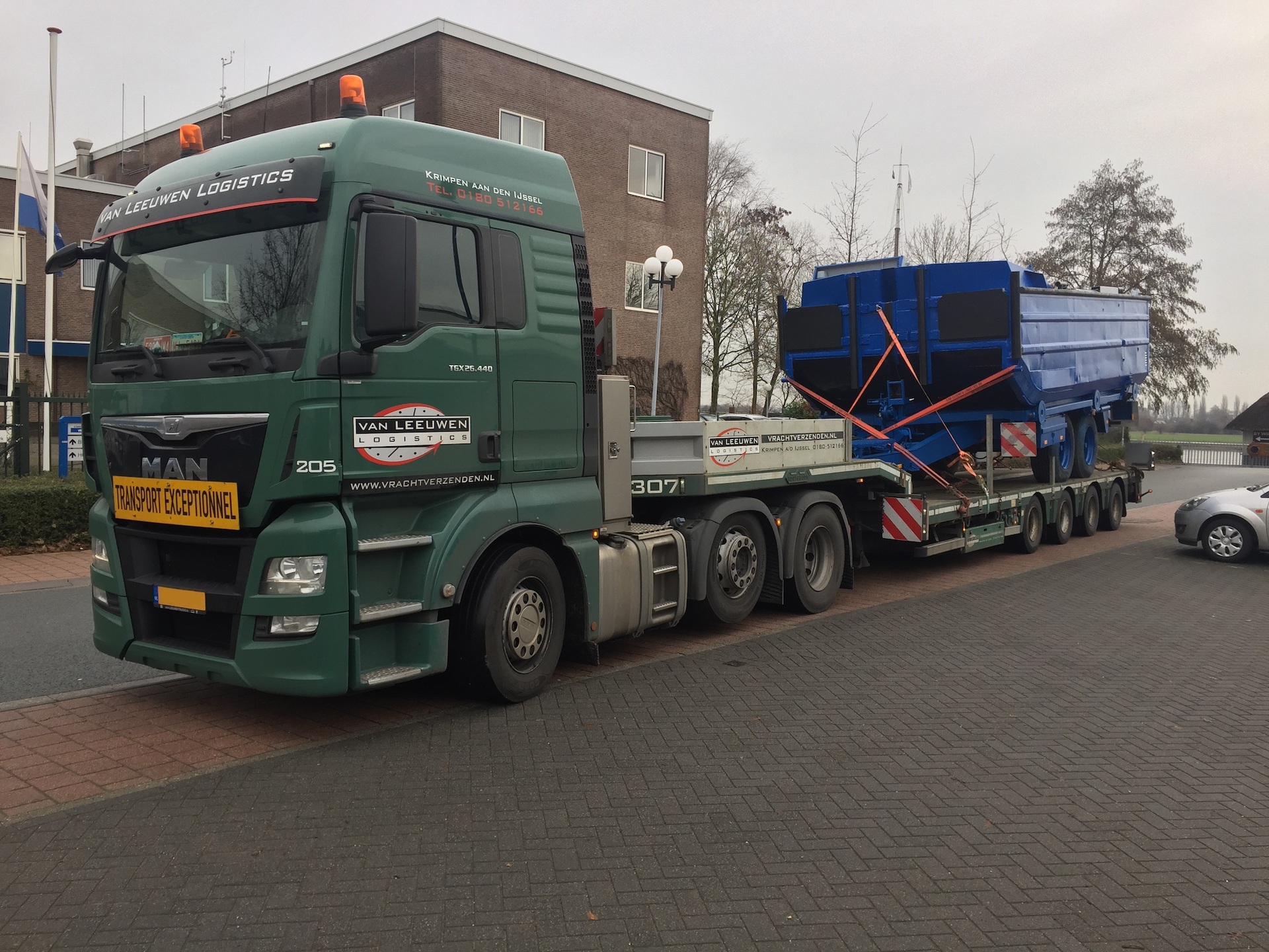 Laatste Levering Sierra Leone - Mboat - Schottelboot for sale