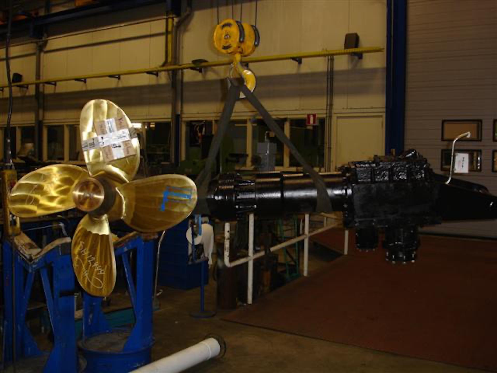 Reparatie Roerpropeller-Schottel Ruderpropeller Srp150 152 - ZDrive-LDrive Thruster- Azimuth steeringsystem 2