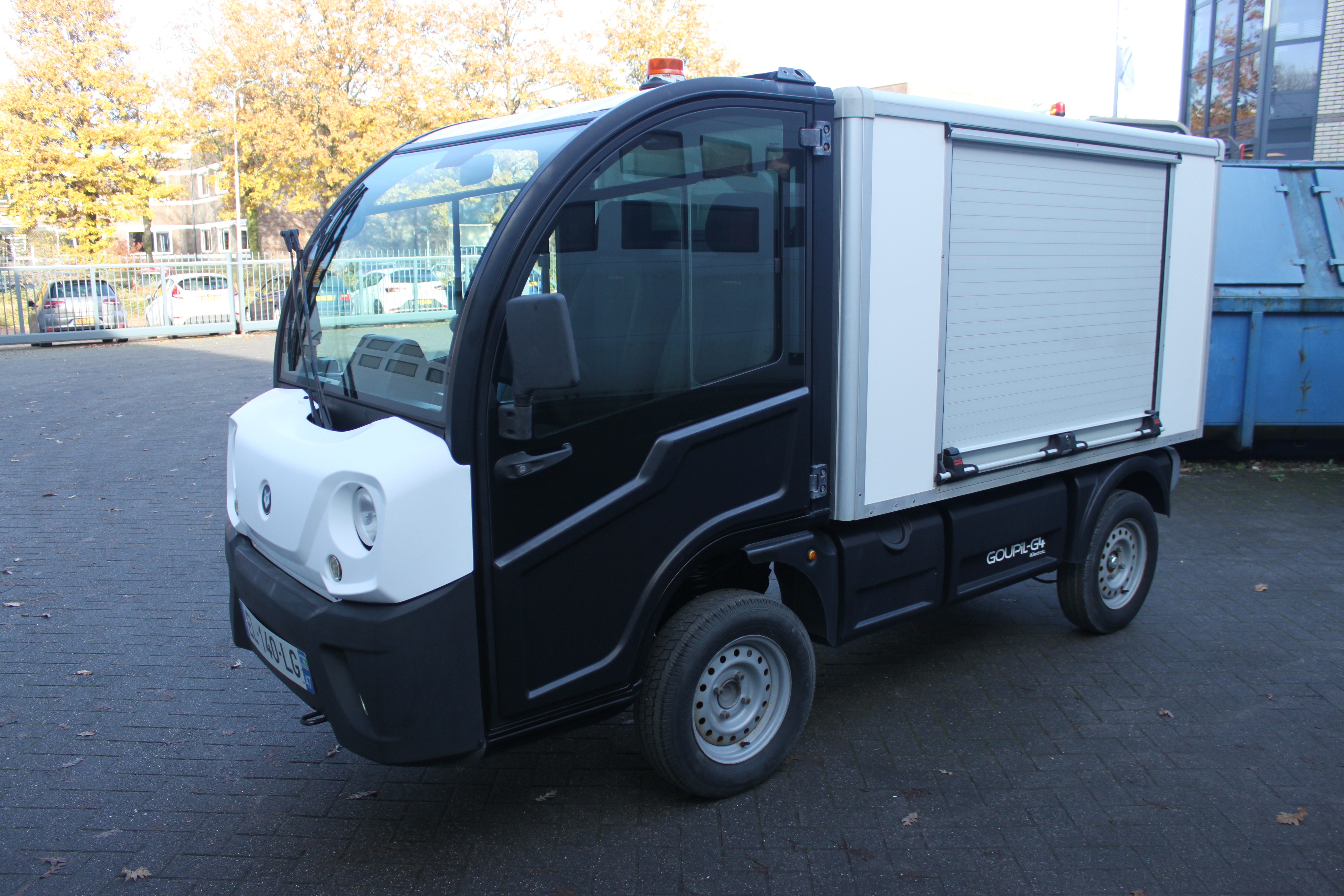 Goupil- picnic wagentje - gemeentewerk wagentje - plantsoendienst auto -Stadtauto - Elektrotransporter- Goupil Kipper Transportfahrzeug-IMG 2610