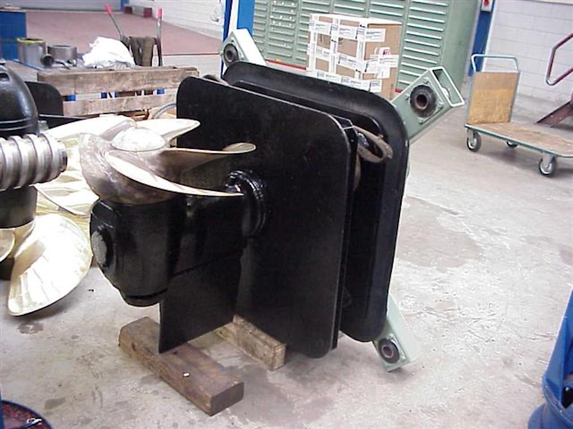 Reparatie-Roerpropeller-Rudderpropeller-Schottel-SRP110-PartsZ-Drive-LDrive Thruster-Azimuth steeringsystem-3