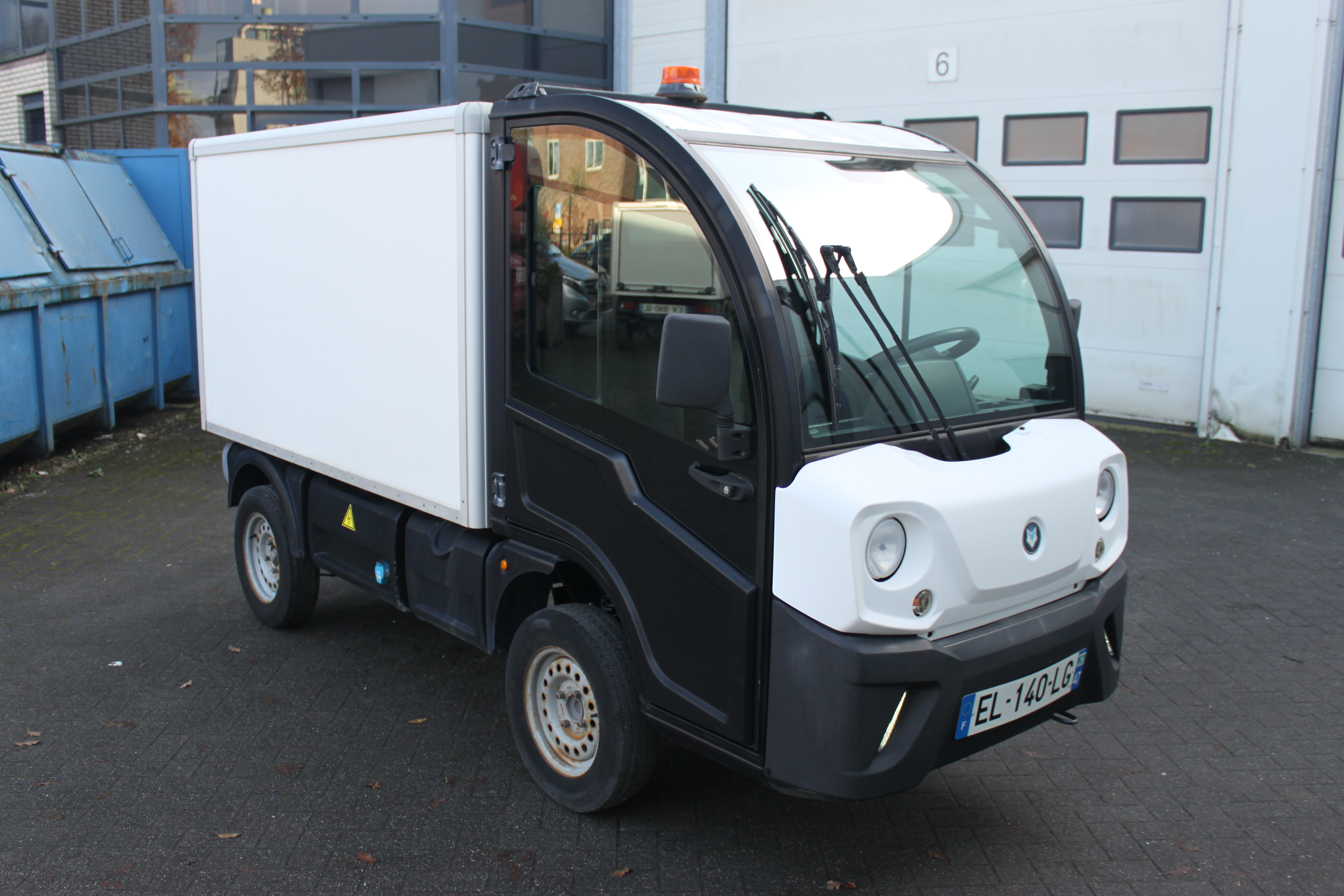Goupil- picnic wagentje - gemeentewerk wagentje - plantsoendienst auto -Stadtauto - Elektrotransporter- Goupil Kipper Transportfahrzeug-IMG 2607
