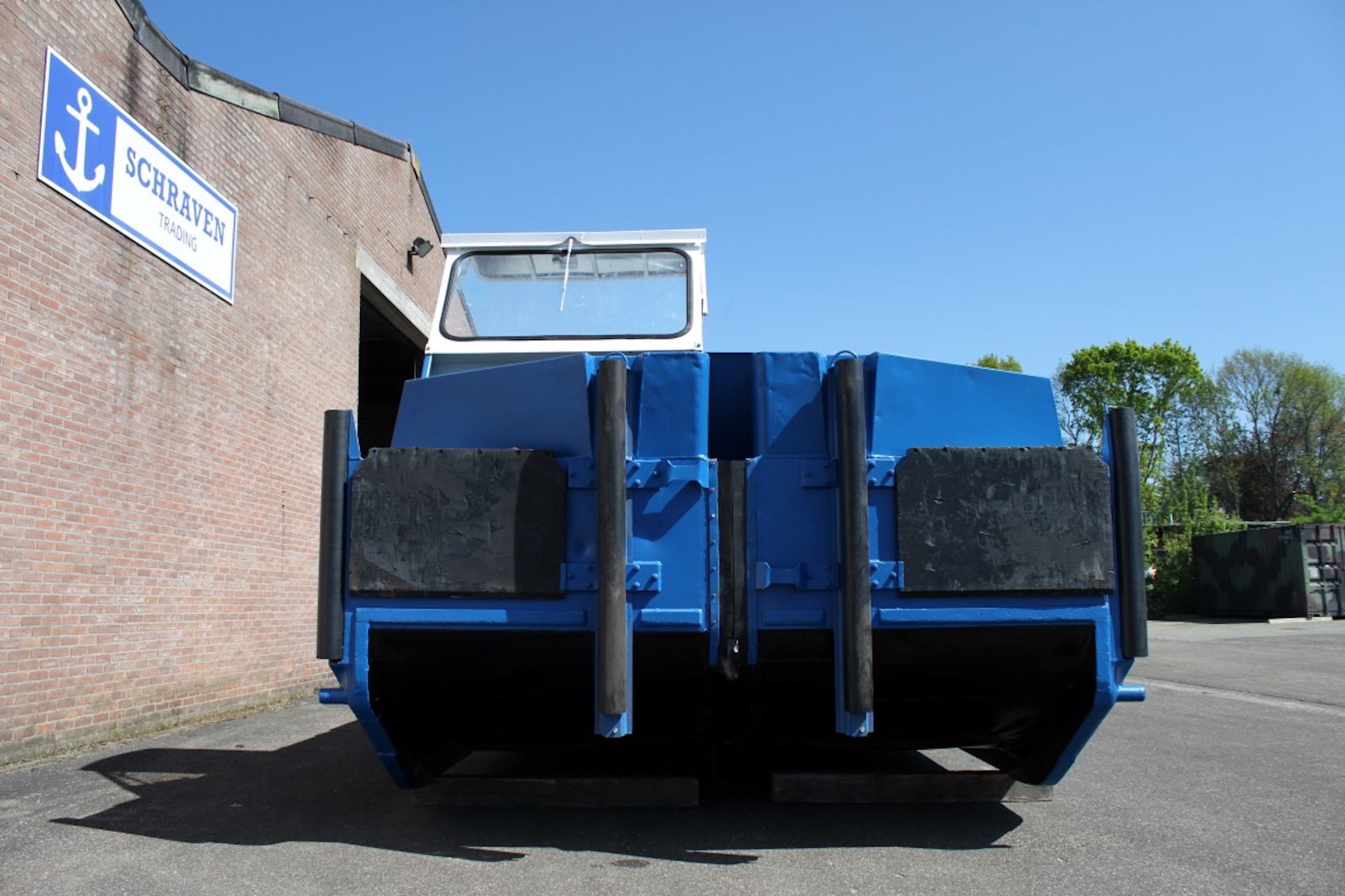 Push and Tug boat from the German army Mboat 3