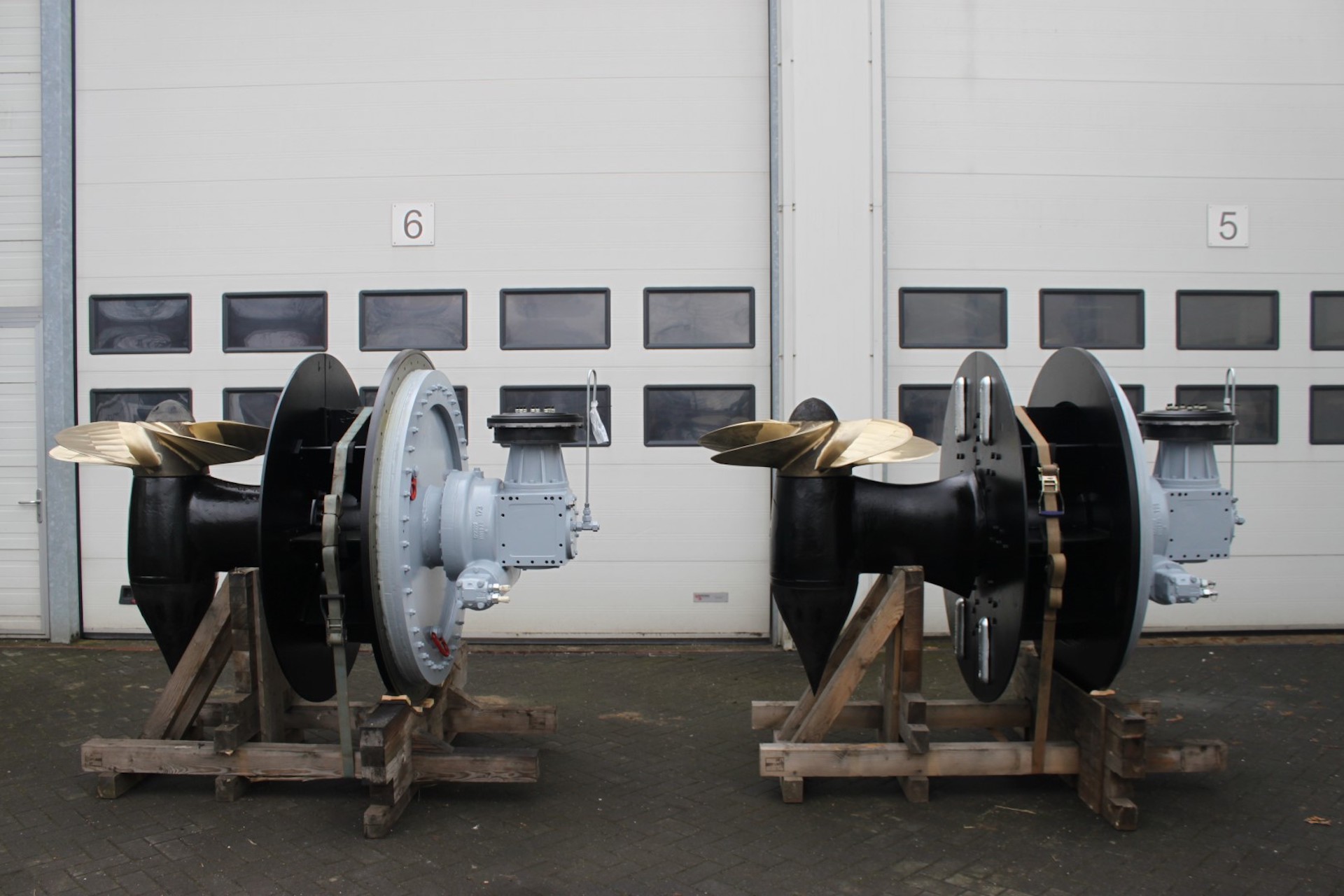 Reparatie Roerpropeller-Schottel Rudderpropeller-SRP200-ZDrive Thruster-Azimuth steeringsystem-2