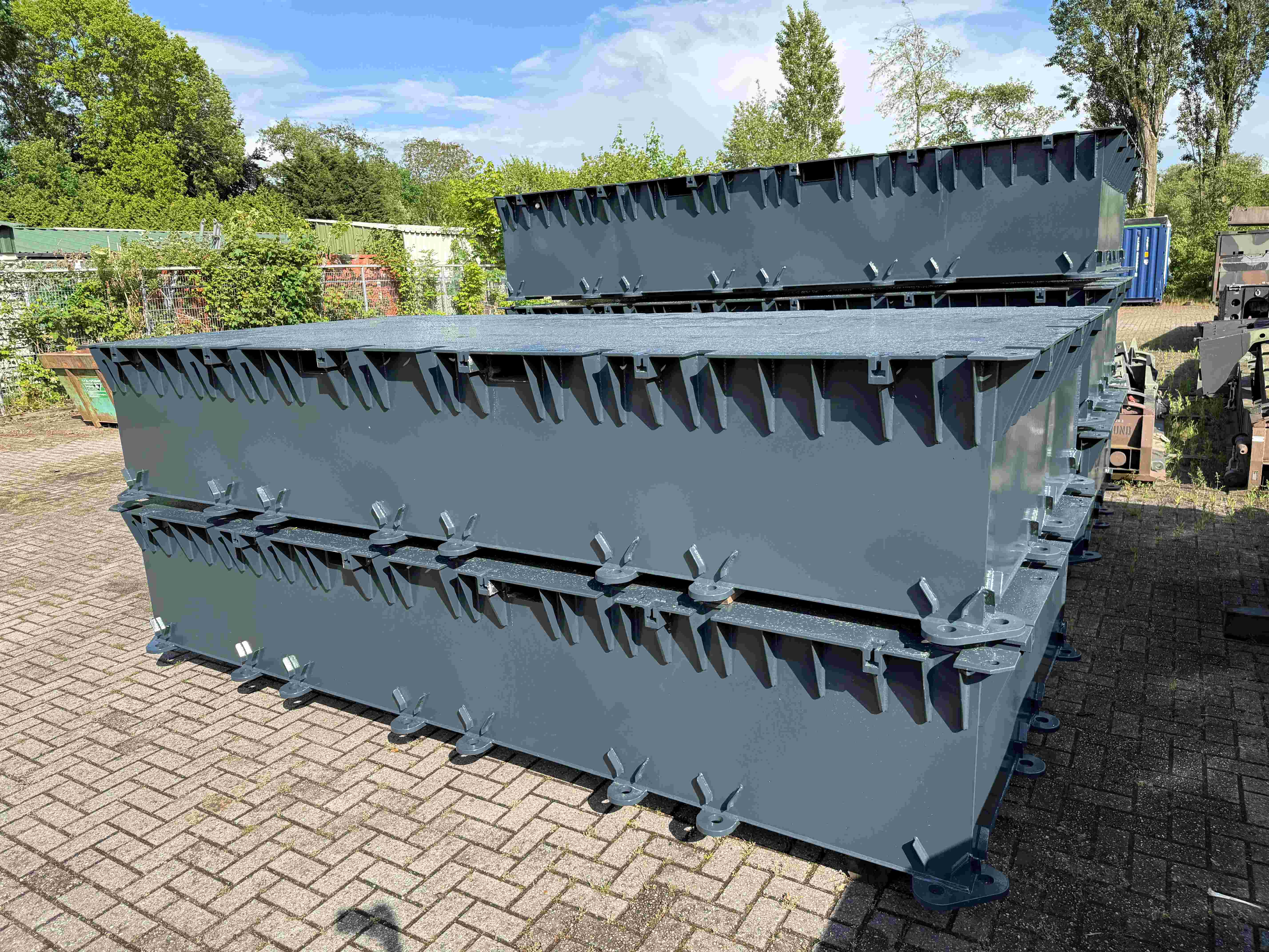 New Pontoons For Sale- Nieuwe Koppelpontons Te Koop - Neue Pontoon Zum Verkauf - Aanbod Ponton Koppelbaar (1)