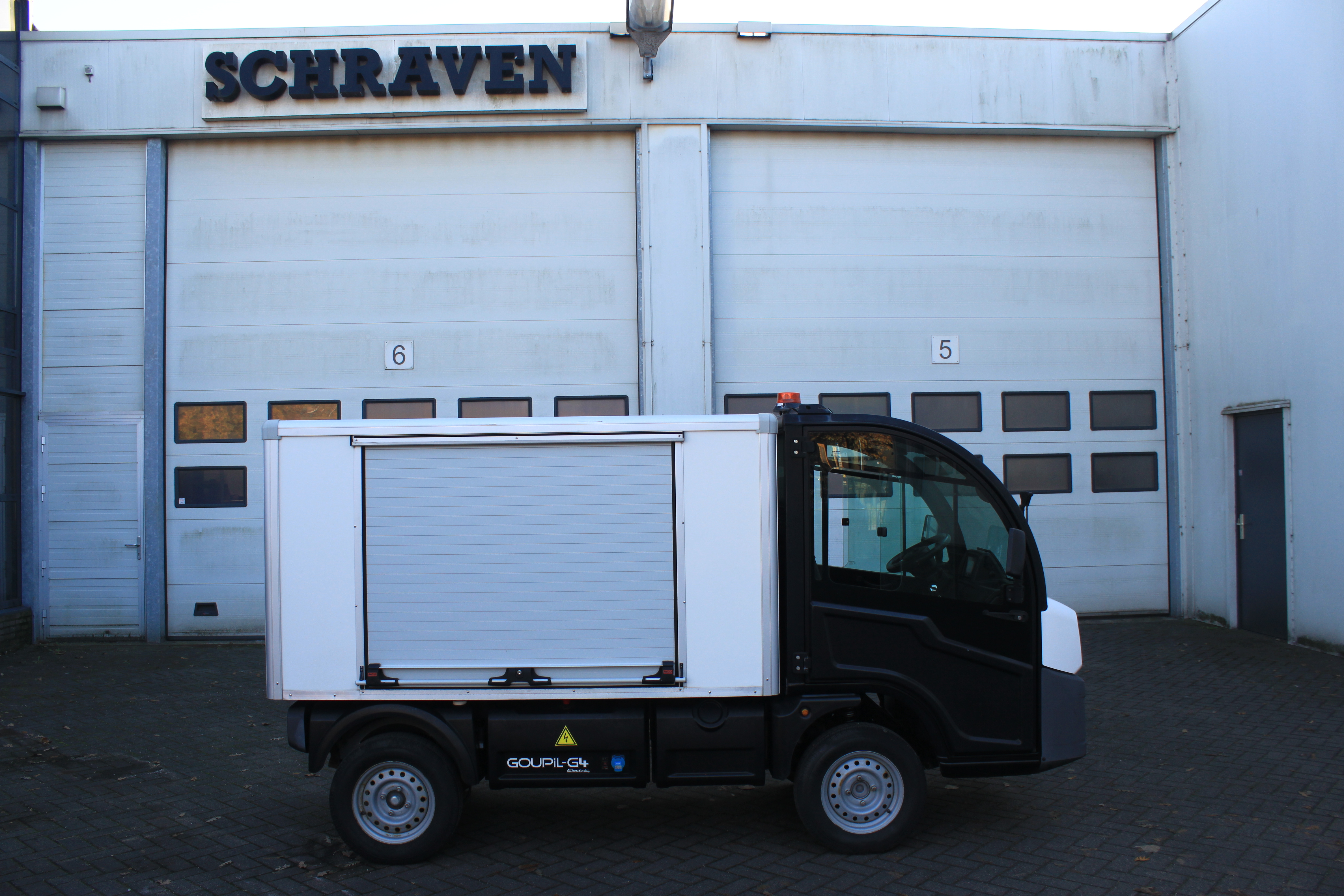 Schraven Goupil G4 EY684MF 1