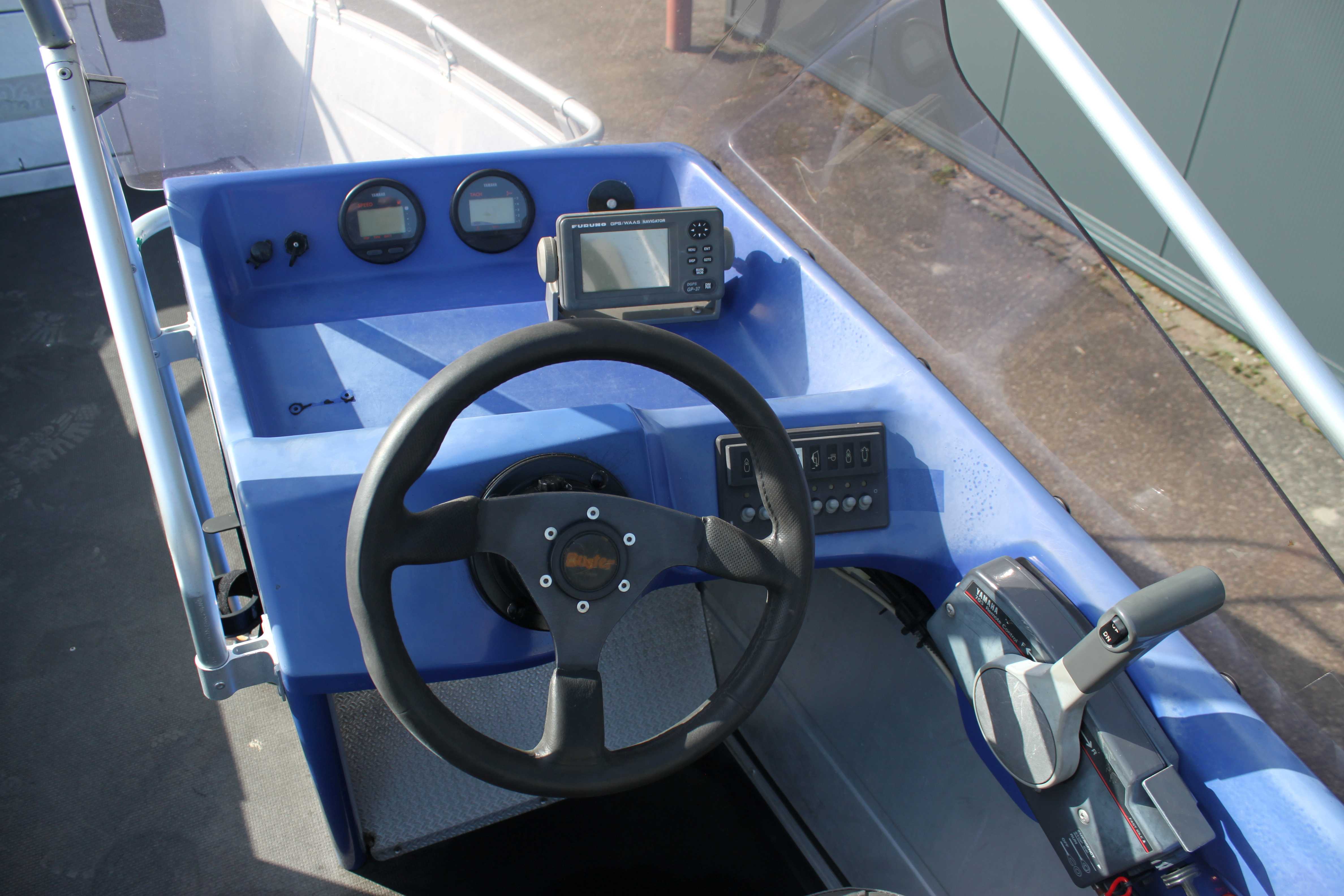 Buster XXL Aluminium Speedboot 115 Pk IMG 3210 (42)