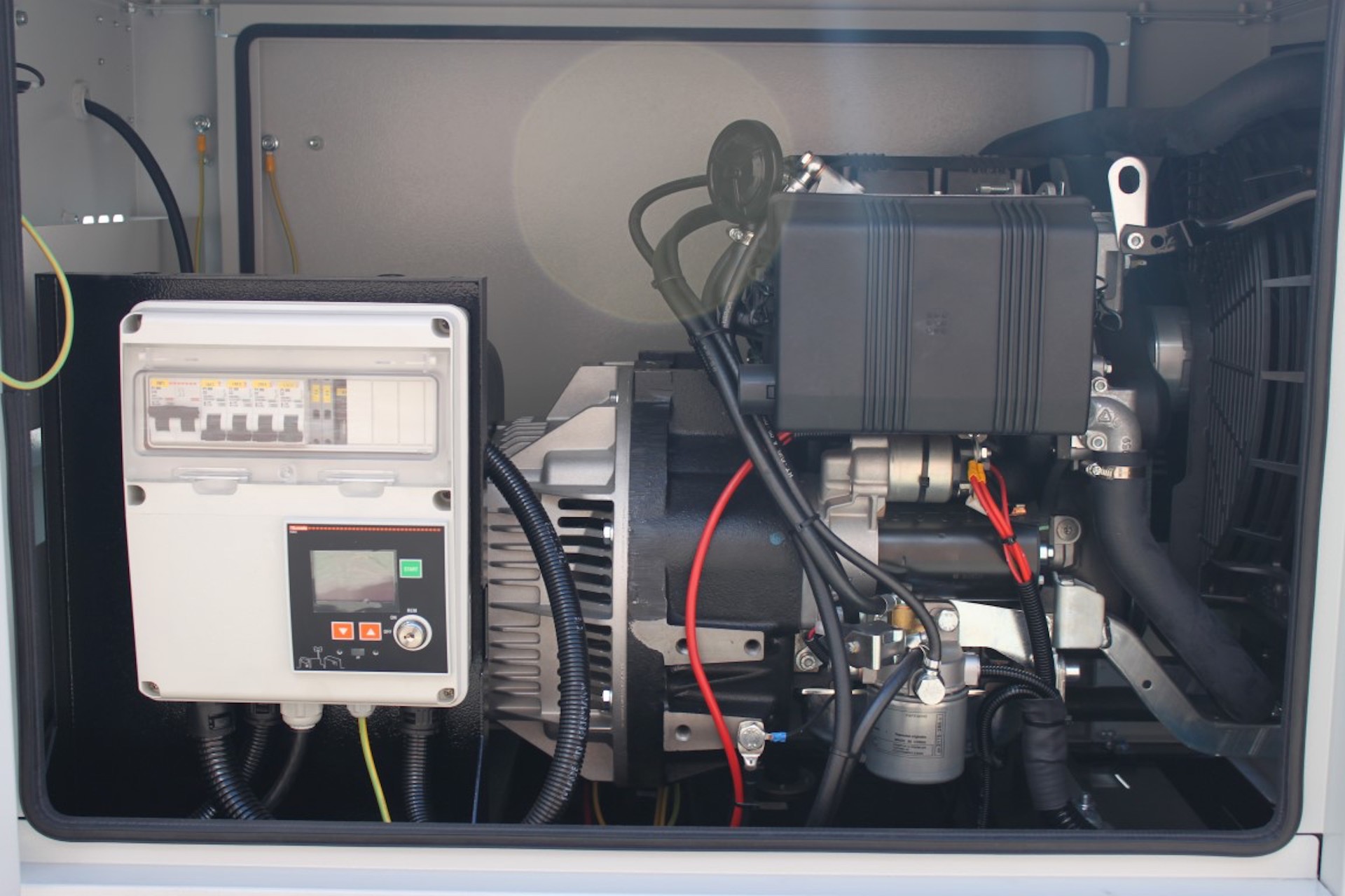 Stromerzeuger - mobiler Lichtmast - Green Power - 4,4 Kva