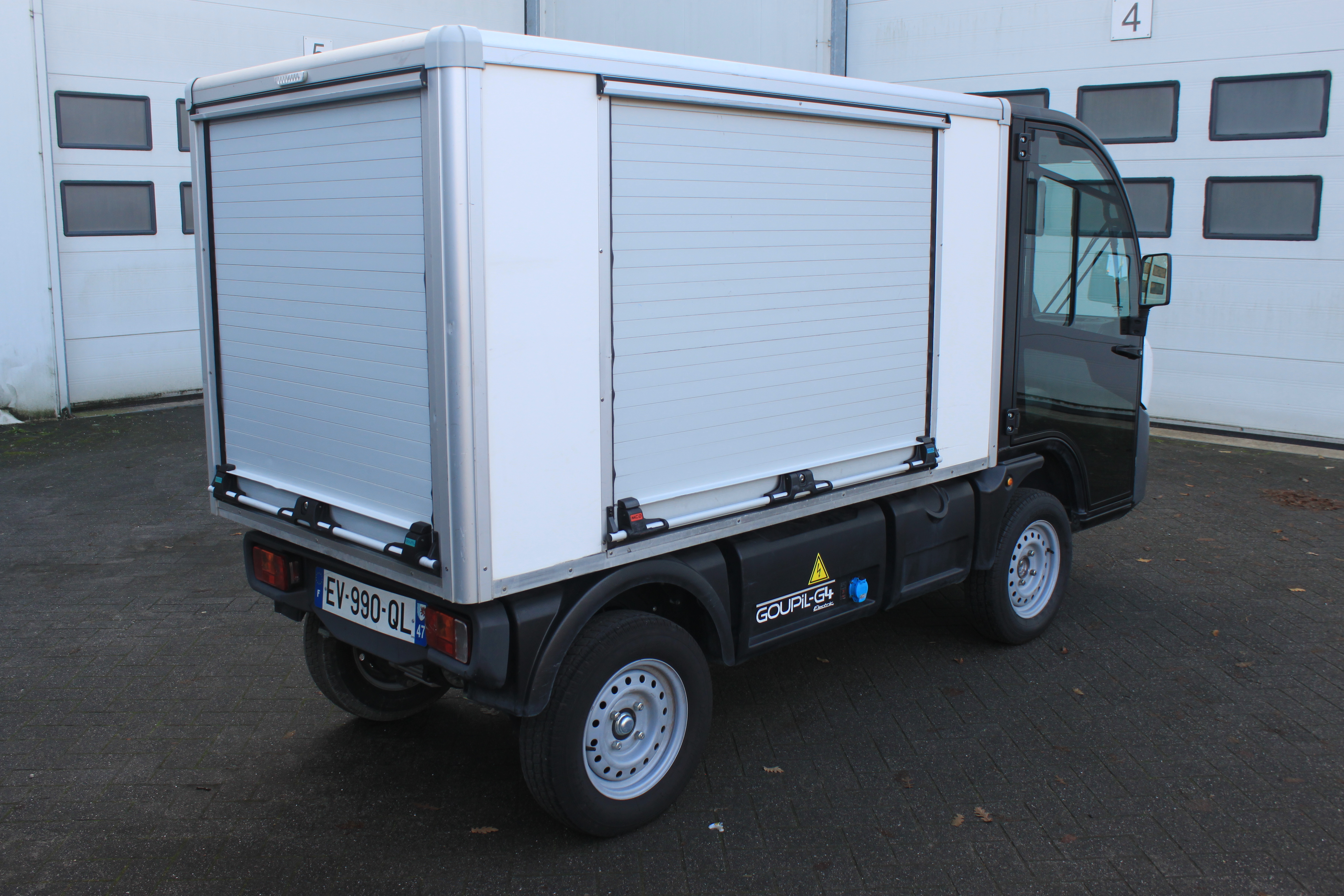 IMG 2597 - Goupil - Picnic wagentje - foodtruck - elektrisch nutzfahrzeug