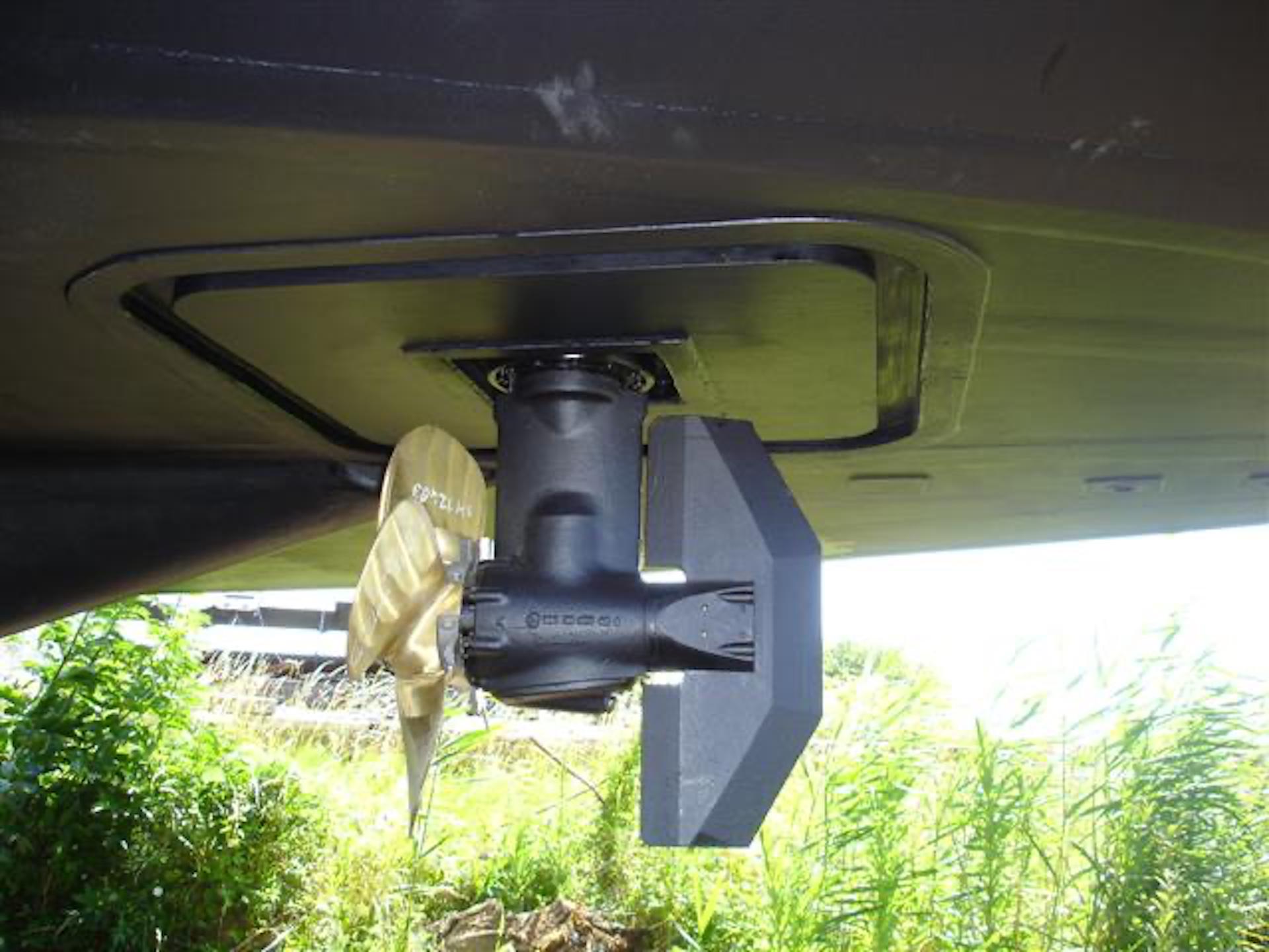 Roerpropeller-Rudderpropeller-Ruderpropeller-Schottel-SRP50-PartsZ-Drive - repair