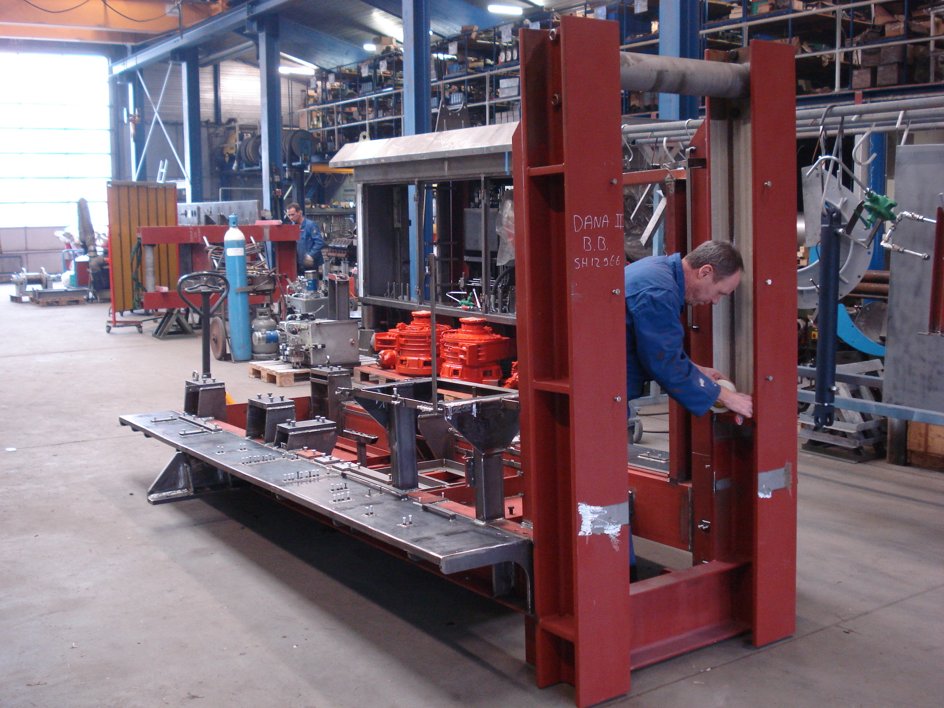 Deck Mounted Azimuth Thruster