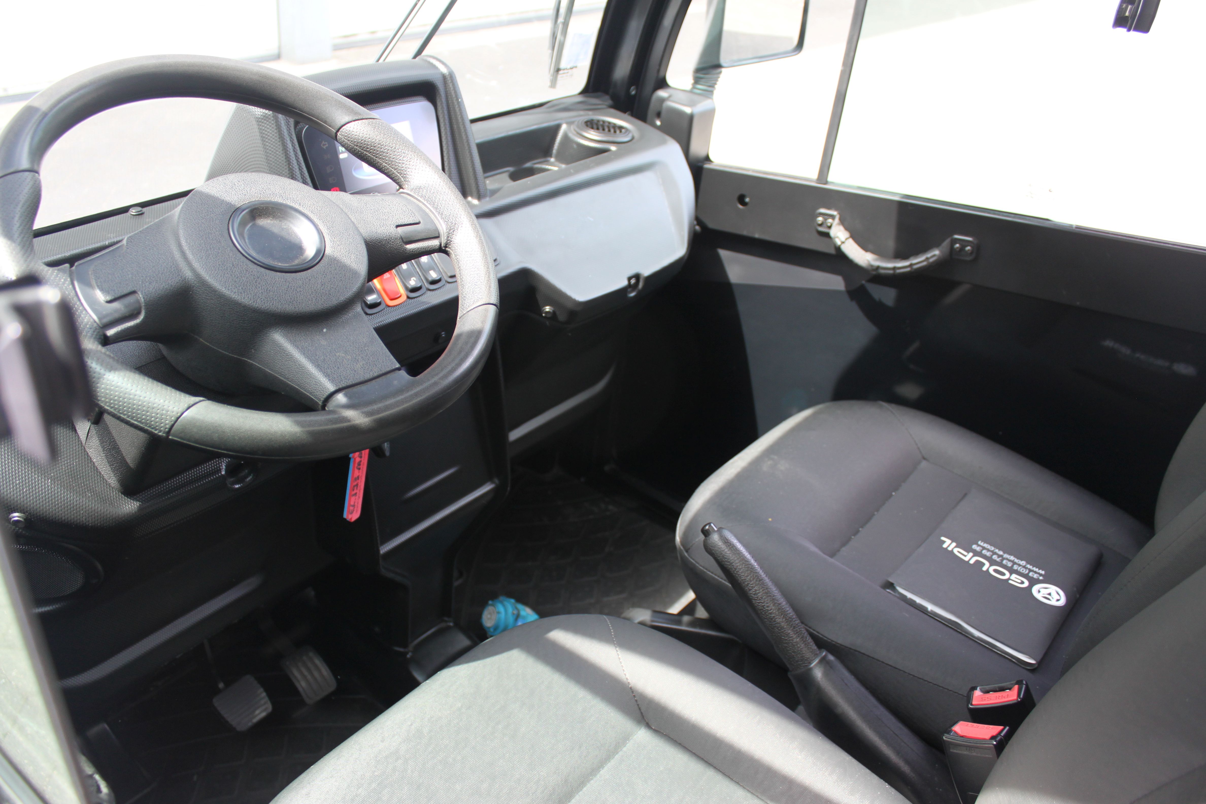 IMG 2805-Goupil g4 - picnic wagentje - gemeentewerk wagentje - plantsoendienst auto -Stadtauto - Elektrotransporter- Goupil Kipper Transportfahrzeug