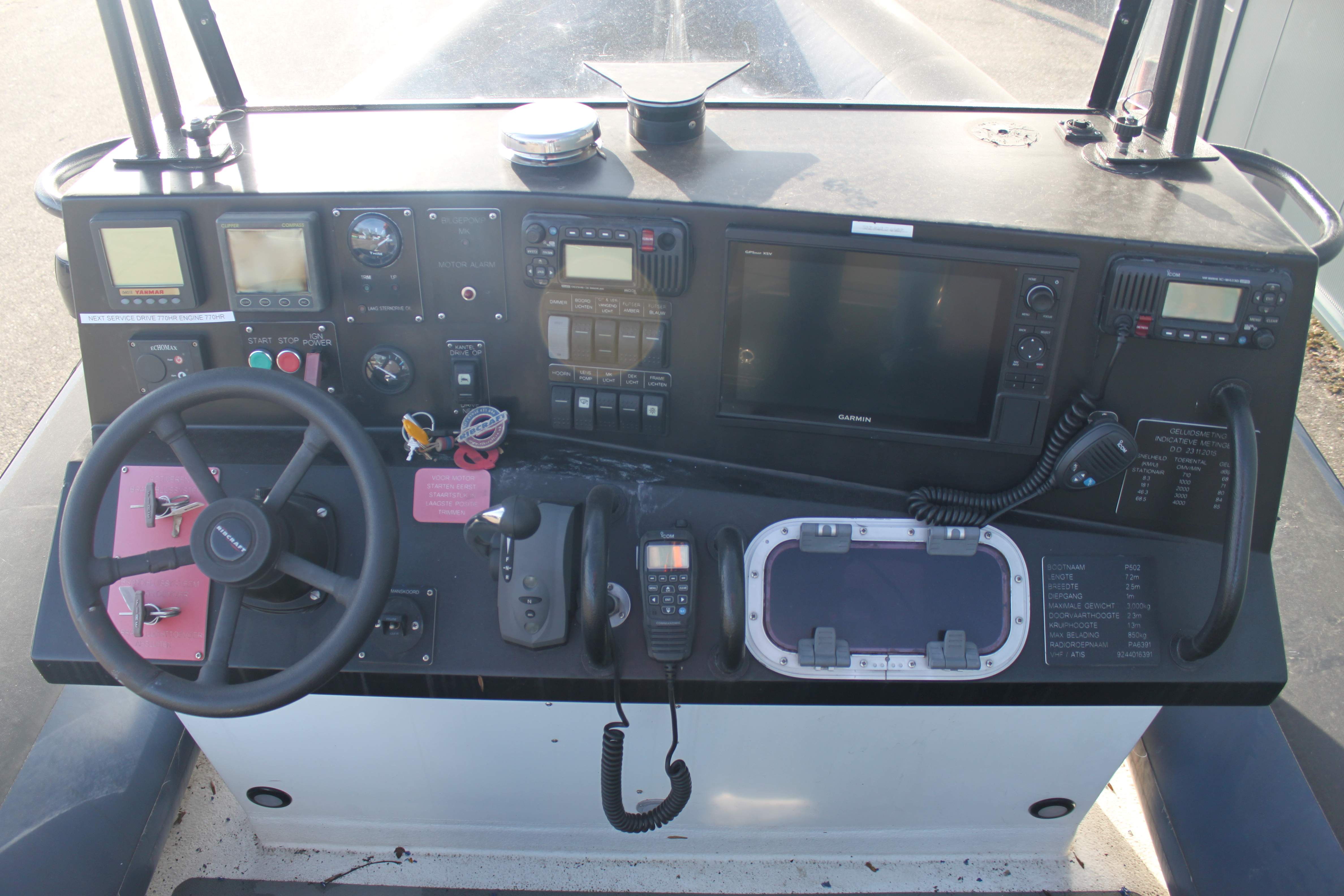 RIB Boat 7.2X2x5m Yanmar ZT370 EX Politieboot (9)